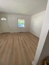 2611 E Troy Ave, Unit 2609 in Indianapolis, IN - Foto de edificio - Building Photo