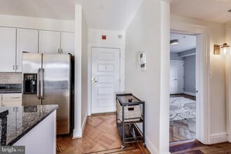 1419 Clifton St NW-Unit -302 in Washington, DC - Building Photo - Building Photo