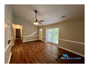 300 W Woodcroft Pkwy in Durham, NC - Building Photo - Building Photo