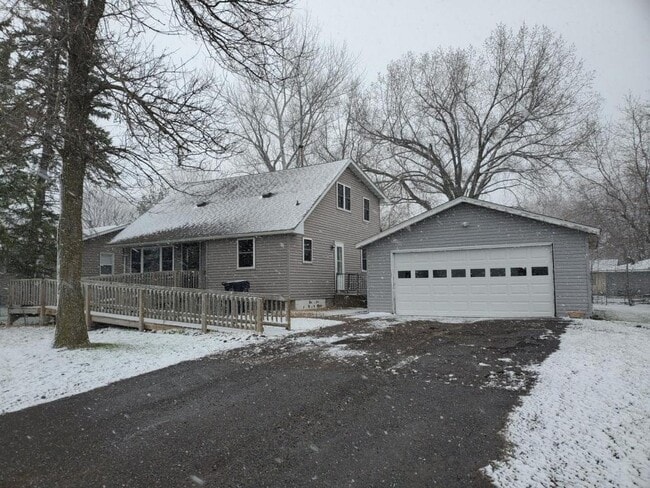 property at 11365 Stinson Ave