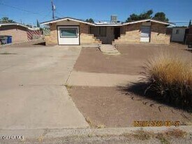 317 Fair Lawn Ln in El Paso, TX - Building Photo