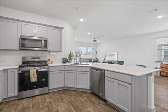 3001 Egan Dr in Pflugerville, TX - Building Photo - Building Photo