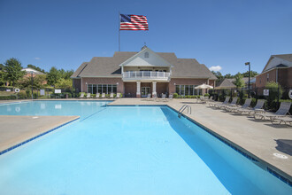 Stearns Street in Fayetteville, AR - Foto de edificio - Building Photo