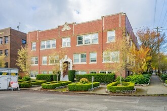 The Wellington in Seattle, WA - Building Photo - Interior Photo