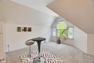 4414 W Pine Blvd, Unit 2 in St. Louis, MO - Building Photo - Building Photo