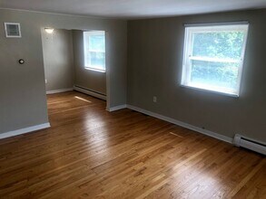 6447 Library Rd in South Park, PA - Building Photo - Building Photo