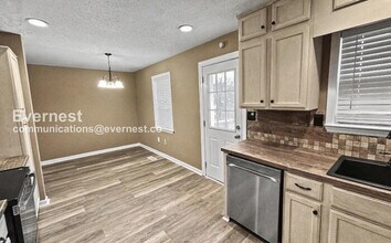 4756 Hand Ln in Gardendale, AL - Building Photo - Building Photo