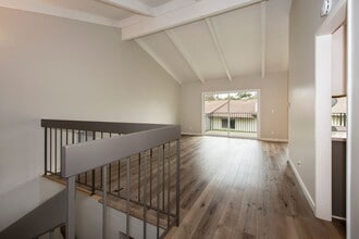 868 Highland Dr in Santa Barbara, CA - Building Photo - Building Photo