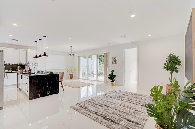 property at 1805 NW 22nd Ct