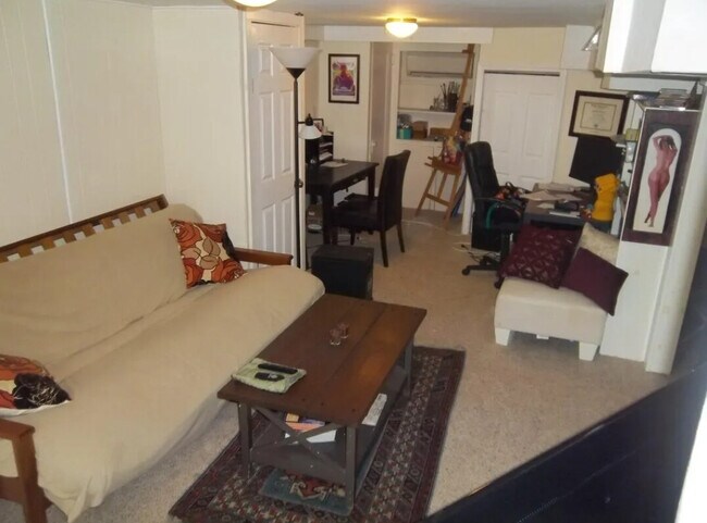 321 Alewife Brook Pky, Unit 1 in Somerville, MA - Building Photo - Building Photo