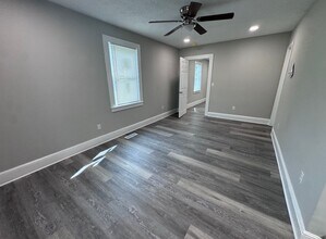 140 N Hunter St in Danville, VA - Building Photo - Building Photo