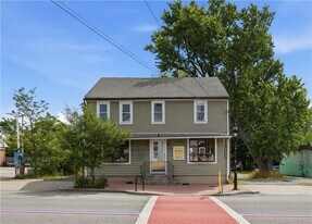 2154 Broad St in Cranston, RI - Building Photo
