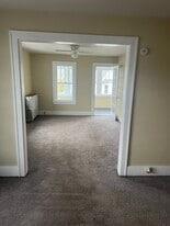 327 Bell Ave, Unit 2 in Altoona, PA - Building Photo