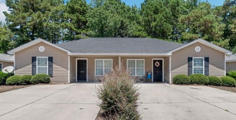 1423 Allies Ct in Florence, SC - Building Photo