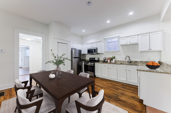 613 McGruder St NE in Atlanta, GA - Building Photo - Building Photo