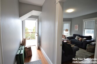 63 Mapleton St, Unit 1 in Boston, MA - Building Photo - Building Photo