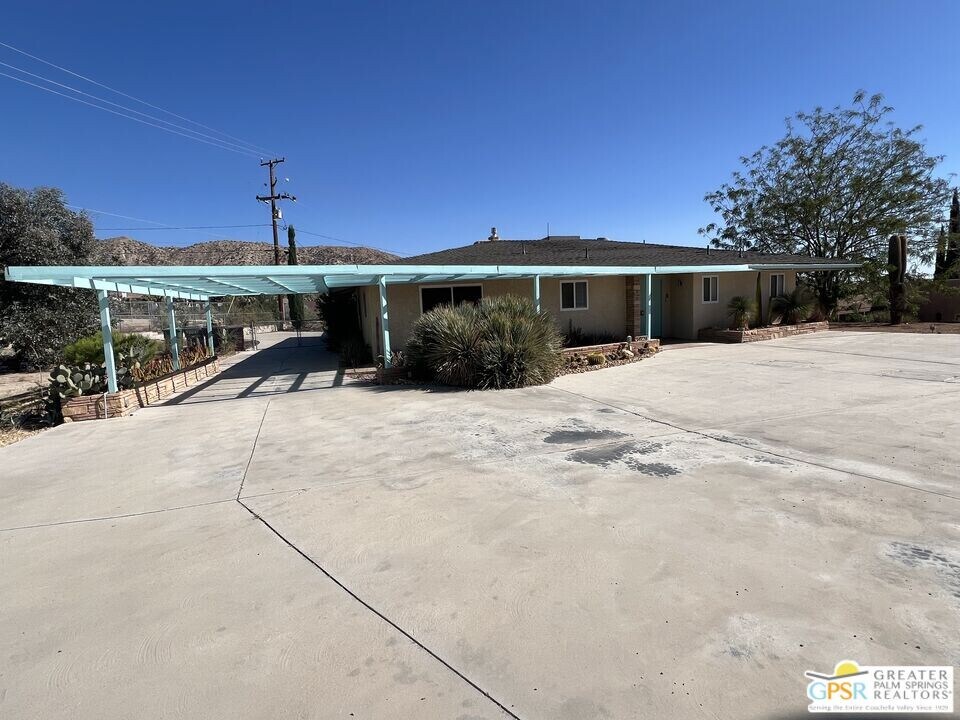 54728 El Prado Trail in Yucca Valley, CA - Building Photo