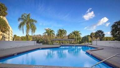 2900 NW 42nd Ave in Coconut Creek, FL - Building Photo - Building Photo