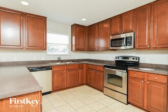 9803 Wolff Run in Converse, TX - Building Photo - Building Photo