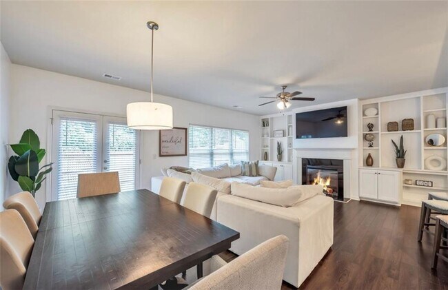378 Mulberry Row in Atlanta, GA - Building Photo - Building Photo