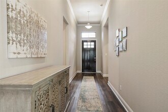 50 Wyatt Oaks Dr in Tomball, TX - Building Photo - Building Photo