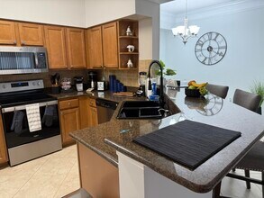 3106 Myrtlewood Cir E in Palm Beach Gardens, FL - Foto de edificio - Building Photo