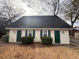 118-20 Elizabeth Darby Lane in Columbia, SC - Building Photo