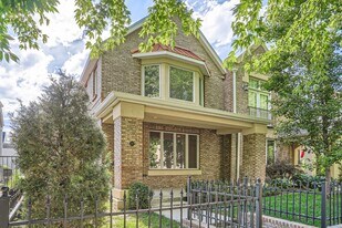 247 S Garfield St in Denver, CO - Building Photo