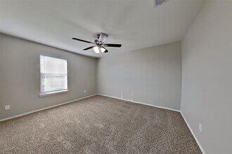 20911 Hazy Bluff Ct in Katy, TX - Foto de edificio - Building Photo