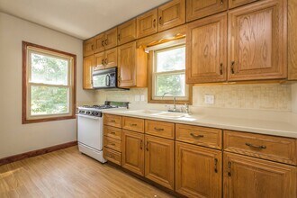 3206 Bowdoin St in Des Moines, IA - Building Photo - Building Photo