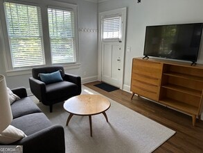 1136 Lanier Blvd NE in Atlanta, GA - Building Photo - Building Photo