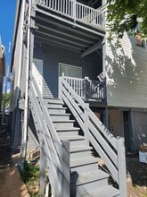 8909 S Houston Ave in Chicago, IL - Foto de edificio - Building Photo