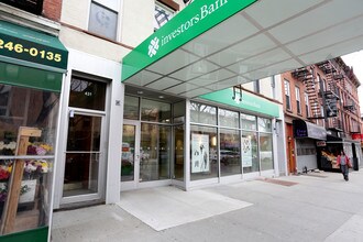 431-433 Court St in Brooklyn, NY - Foto de edificio - Building Photo