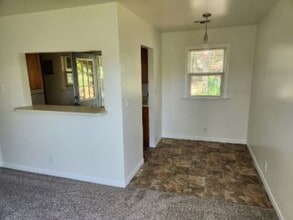 210 Gossonia Park in Auburn, CA - Building Photo - Building Photo