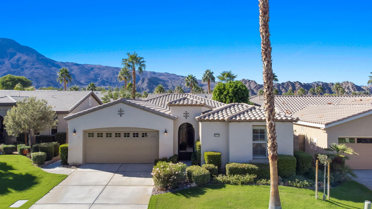 60179 Honeysuckle St in La Quinta, CA - Building Photo