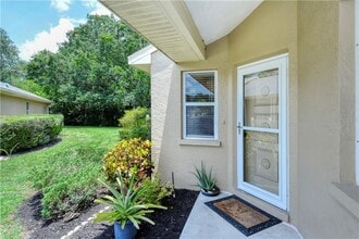 220 Chartley Ct N in Sarasota, FL - Building Photo - Building Photo