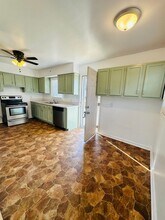 2902 Yorkshire Blvd in Louisville, KY - Building Photo - Building Photo