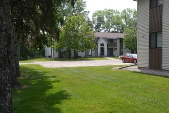 Timmers Lane Apartments in Appleton, WI - Foto de edificio - Building Photo