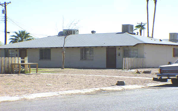 1207-1221 N 49th St in Phoenix, AZ - Building Photo - Building Photo