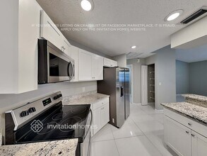 7509 42nd Ct E in Sarasota, FL - Foto de edificio - Building Photo