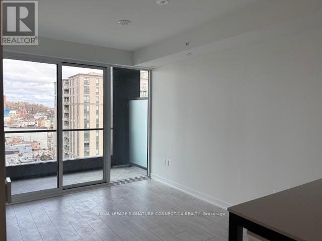 property at 39-939 Mary St