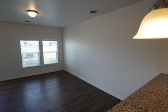 11219 W Gabrielle Dr in Boise, ID - Building Photo - Building Photo