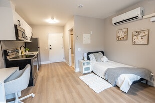 376 Richmond St in London, ON - Building Photo