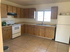 8618 E Warren Rd in Prescott Valley, AZ - Foto de edificio - Building Photo