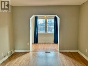 153 Cameron Ave N in Hamilton, ON - Building Photo - Building Photo