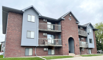 2885 Glen Creek Pl, Unit 2 Apartments