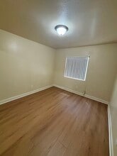 6808 Brynhurst Ave in Los Angeles, CA - Foto de edificio - Building Photo