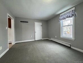 96 S Main St in Pearl River, NY - Building Photo - Building Photo