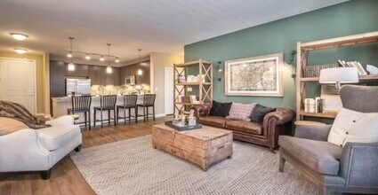 21801 Northcrest Dr in Spring, TX - Building Photo - Building Photo