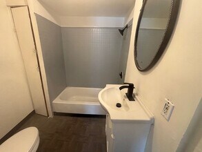 3088 Sawtell Rd in Cleveland, OH - Building Photo - Building Photo